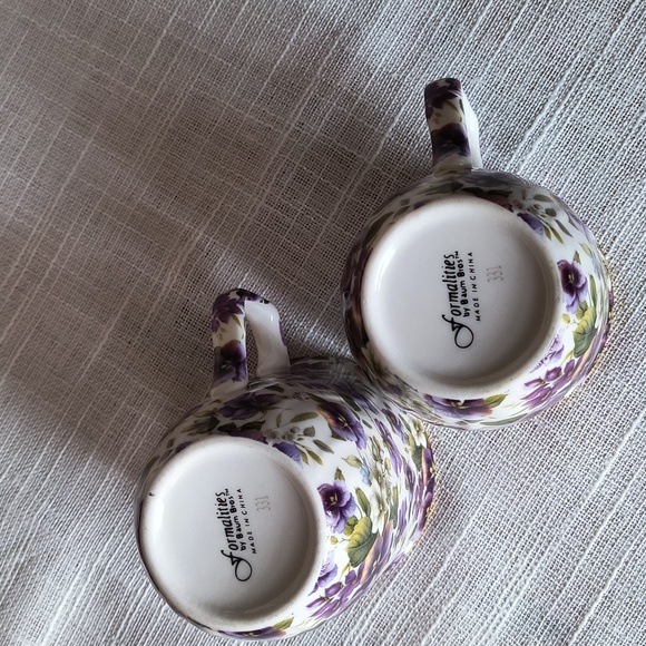Beautiful BAUM BROTHERS - Purple Pansy Chintz Mugs. Flawless - Picture 4 of 4